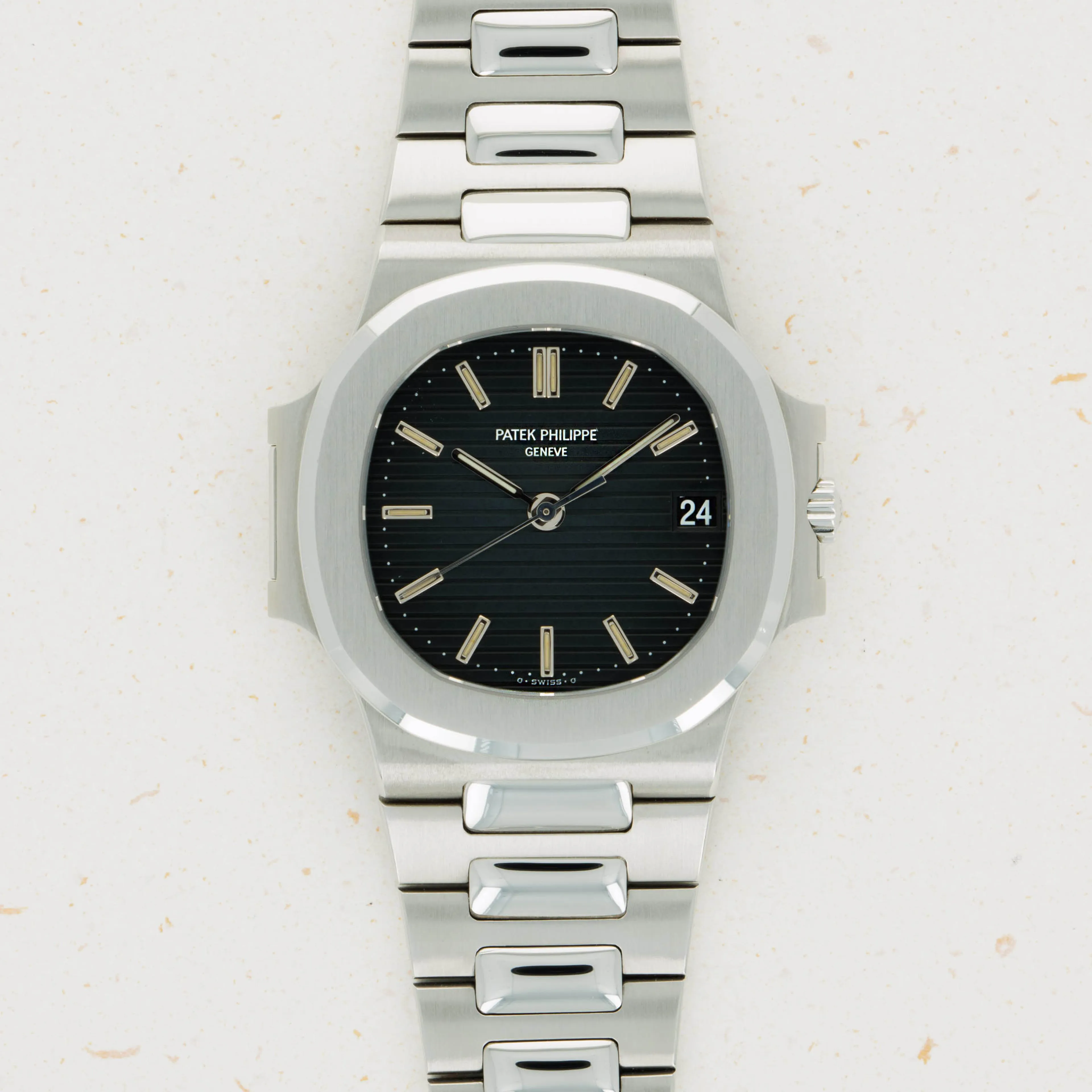 Patek Philippe Nautilus 3800/1A 37.5mm Stainless steel Black