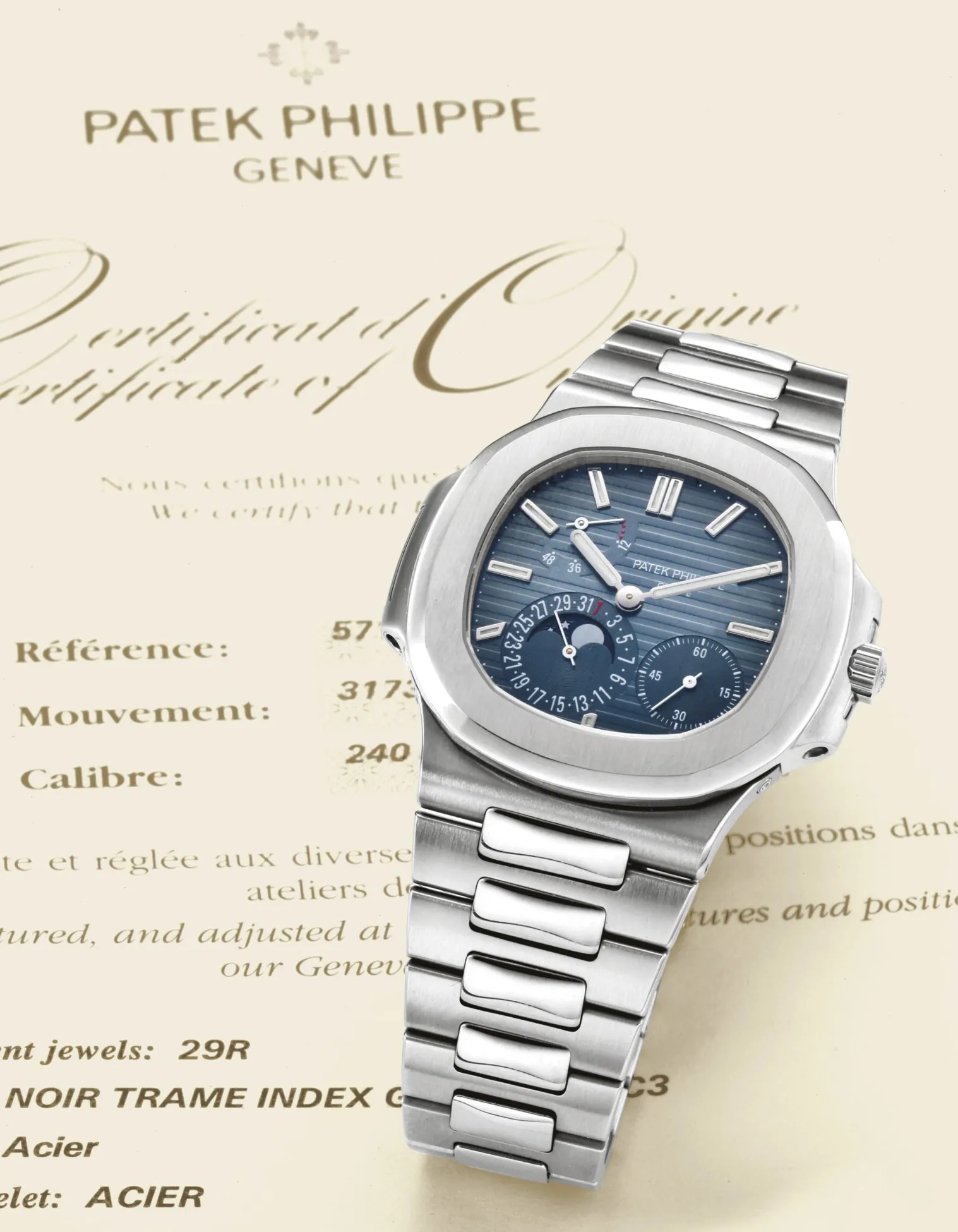 Patek Philippe Nautilus 5712/1A 42mm Stainless steel Blue