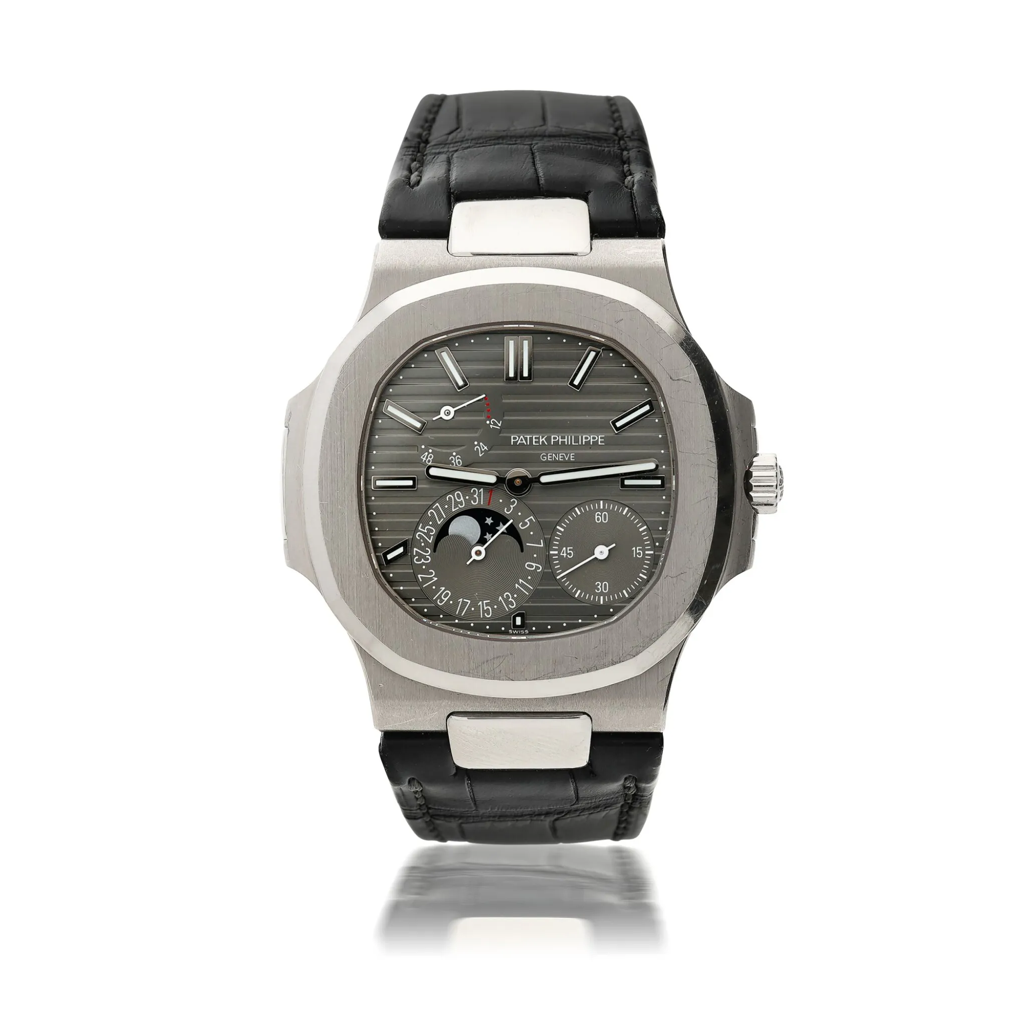 Patek Philippe Nautilus 5712g 40mm White gold Gray