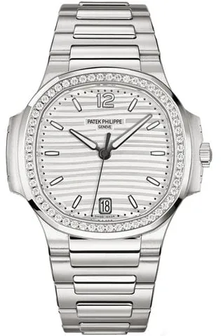 Patek Philippe Nautilus 7118/1200A-010 35mm Stainless steel Silver