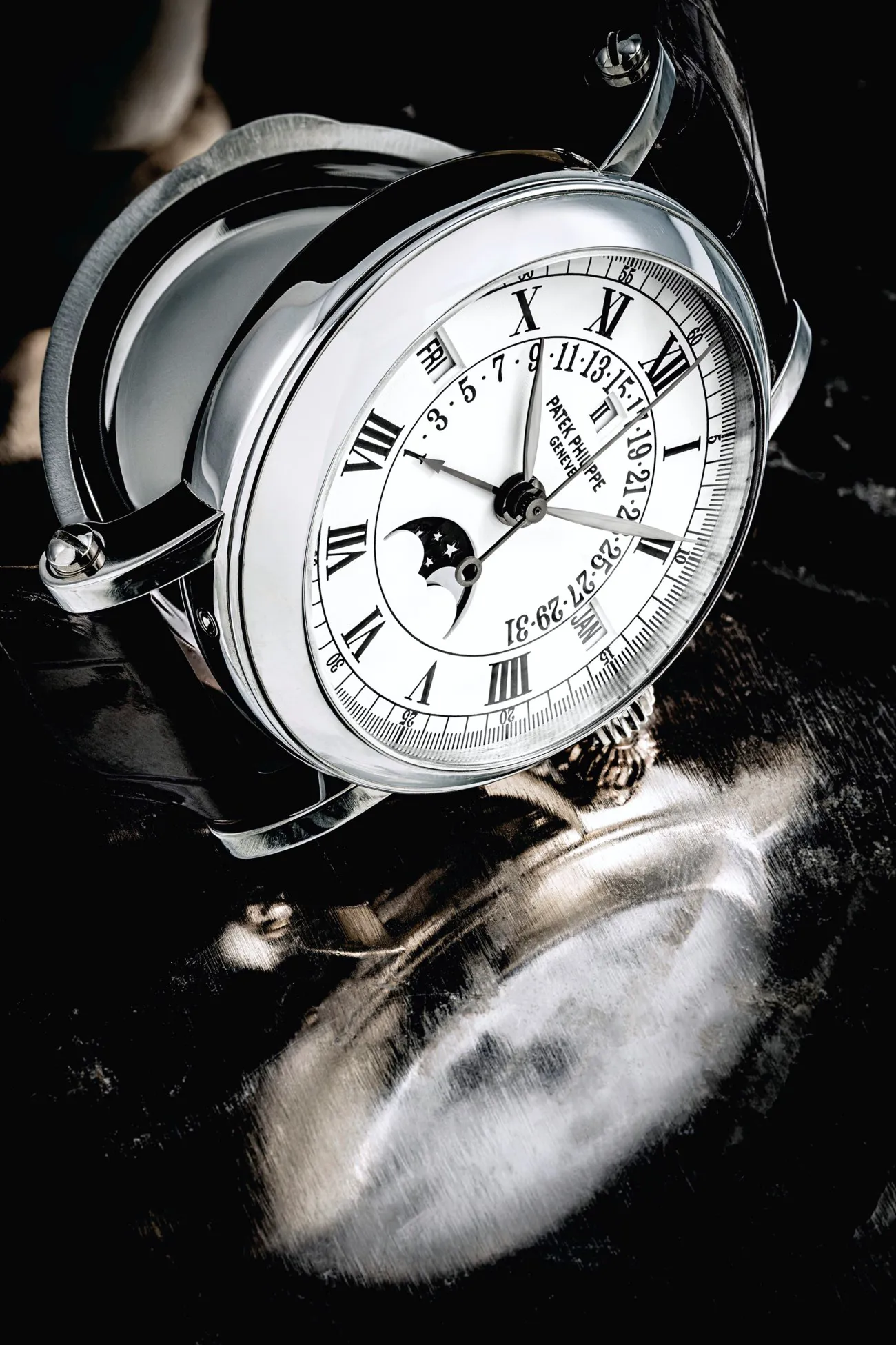 Patek Philippe Perpetual Calendar 5059G 36mm White gold White