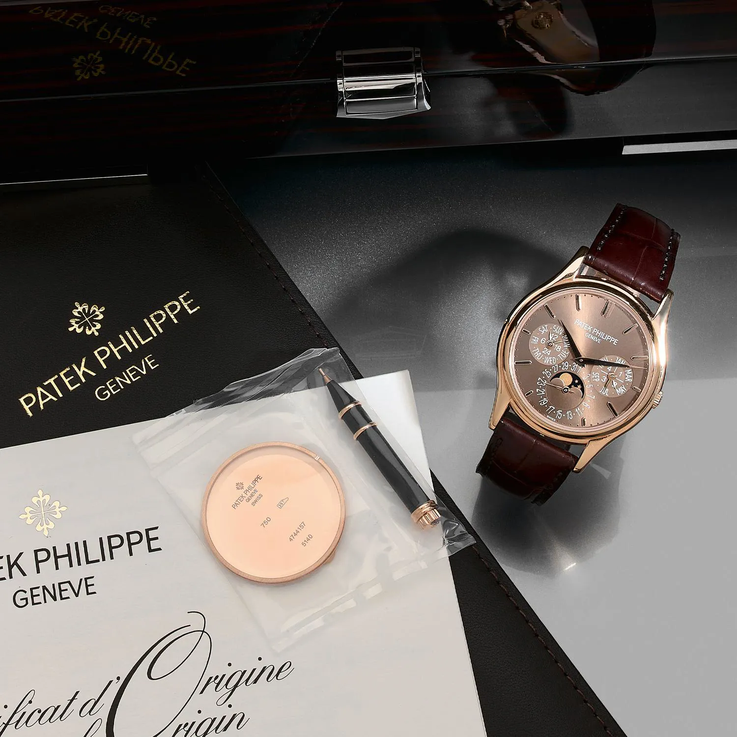 Patek Philippe Perpetual Calendar 5140R 37mm Rose gold Brown