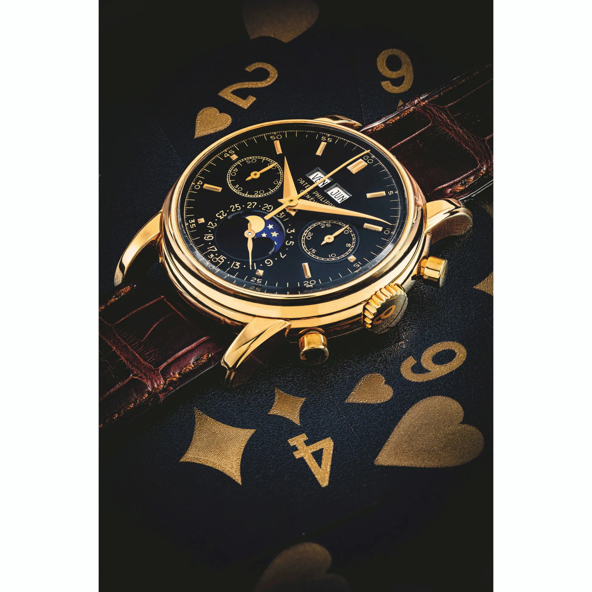 Patek Philippe Perpetual Calendar Chronograph 2499 37.5mm Yellow gold Black