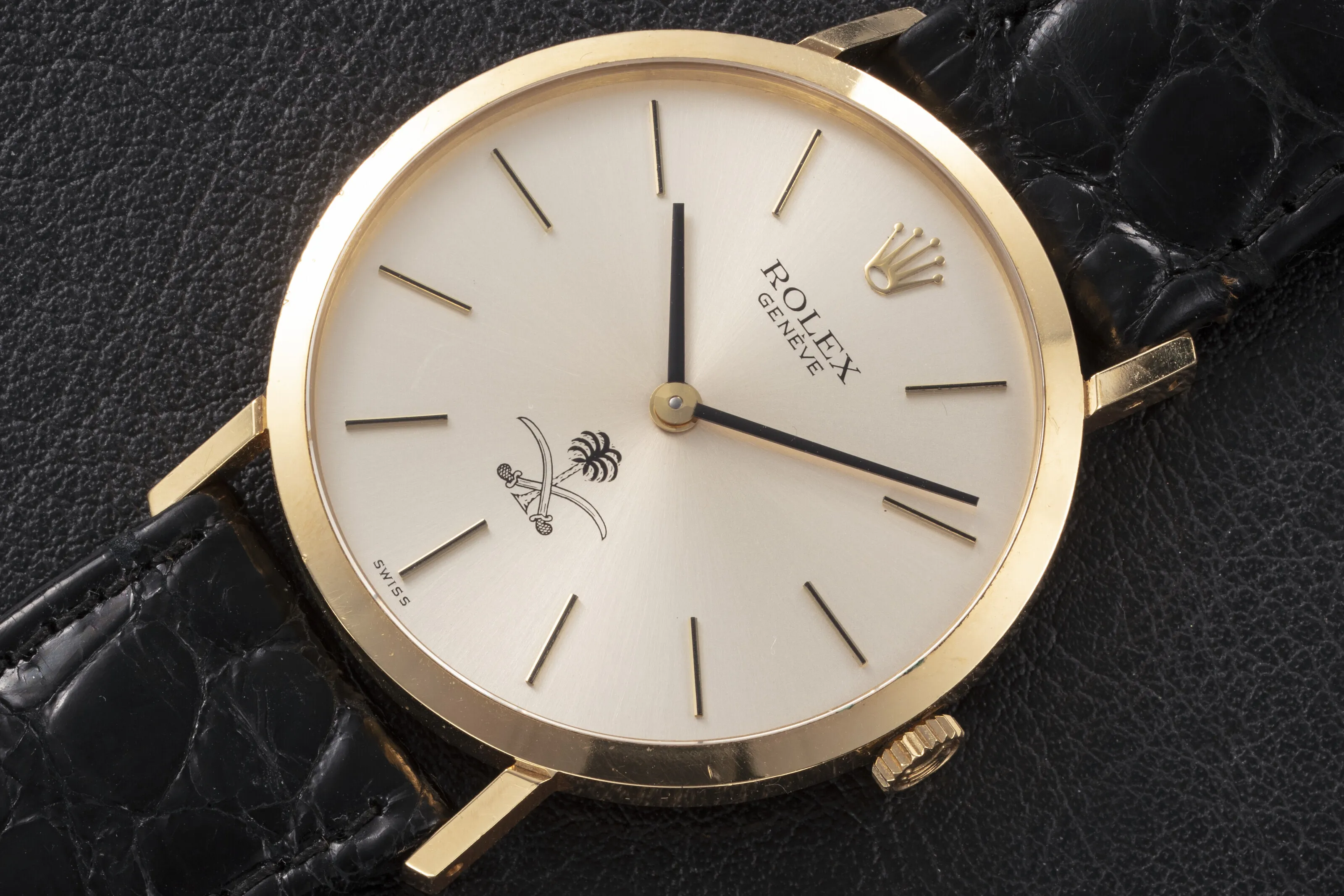 Rolex Cellini 4112 32mm Yellow gold Silvered