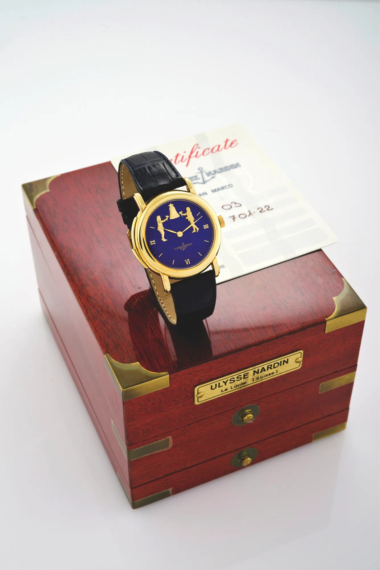 Ulysse Nardin 701-22 38mm Yellow gold Blue