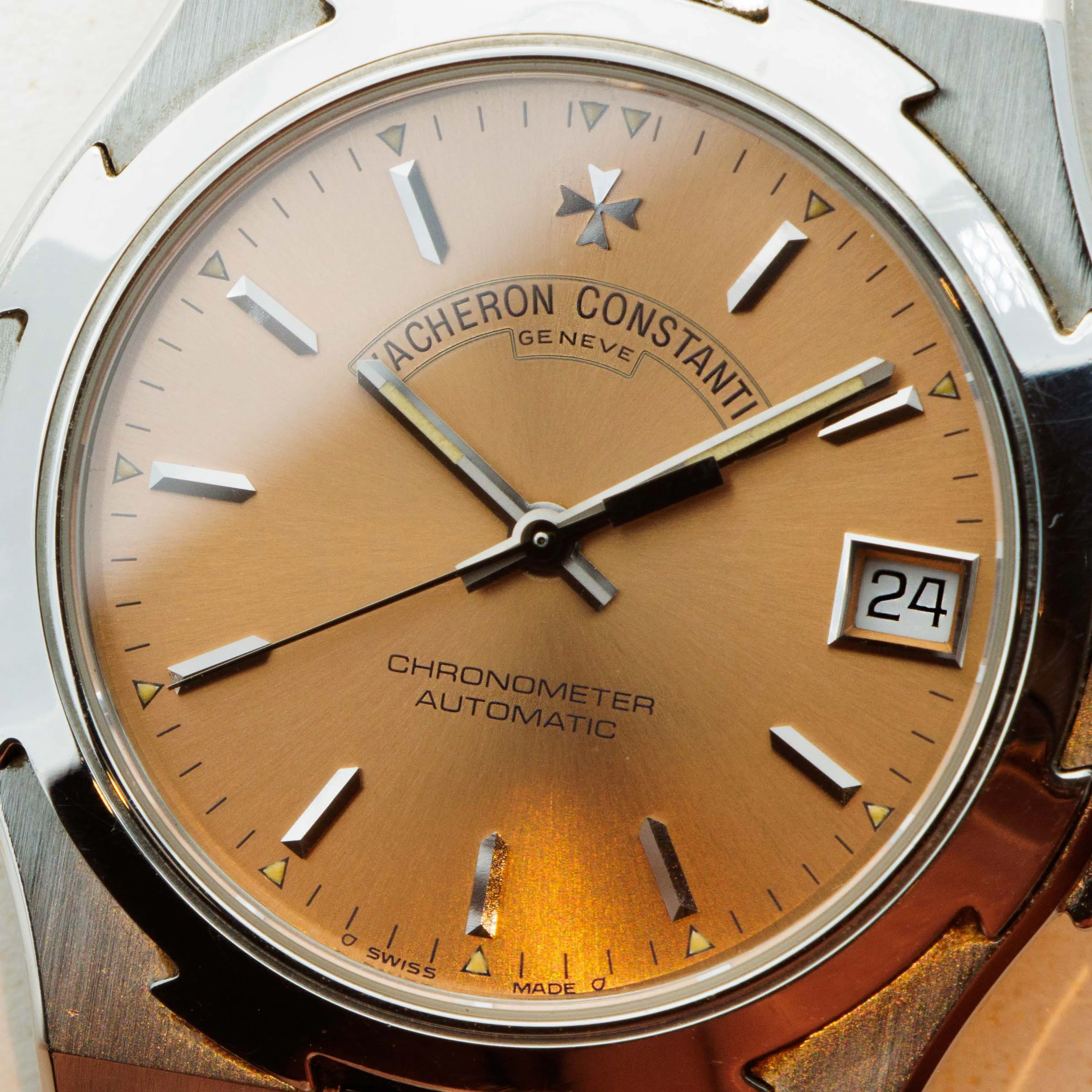 Vacheron Constantin Overseas 42050 35mm Stainless steel Salmon 10