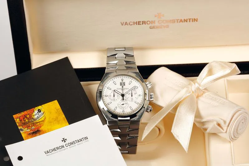 Vacheron Constantin Overseas Chronograph 49150 42mm Stainless steel White