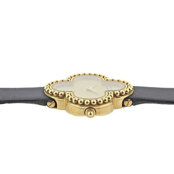 Van Cleef & Arpels Alhambra 136374 30mm Yellow gold Gold 3