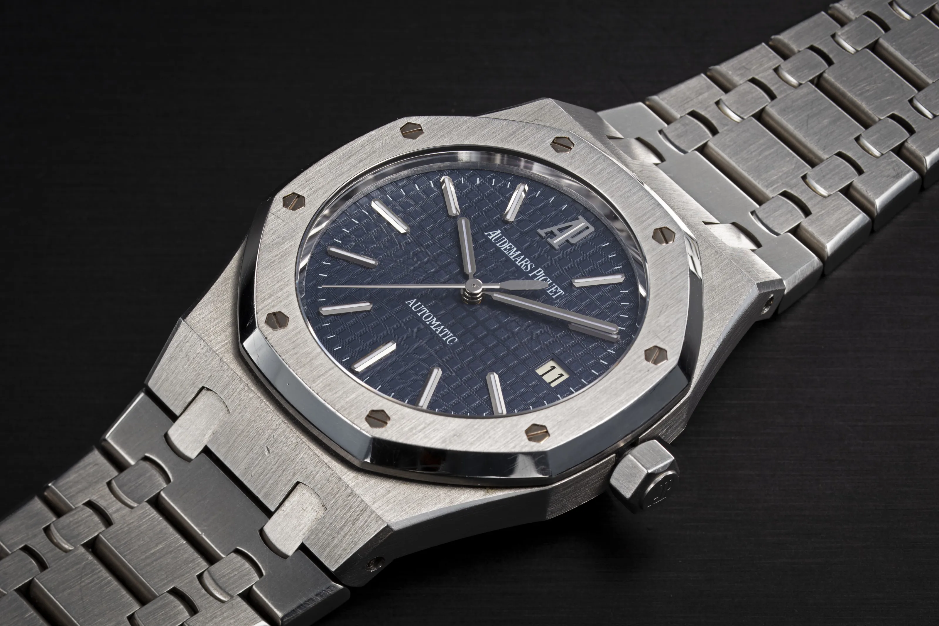 Audemars Piguet Royal Oak 15300ST 39mm Stainless steel Blue