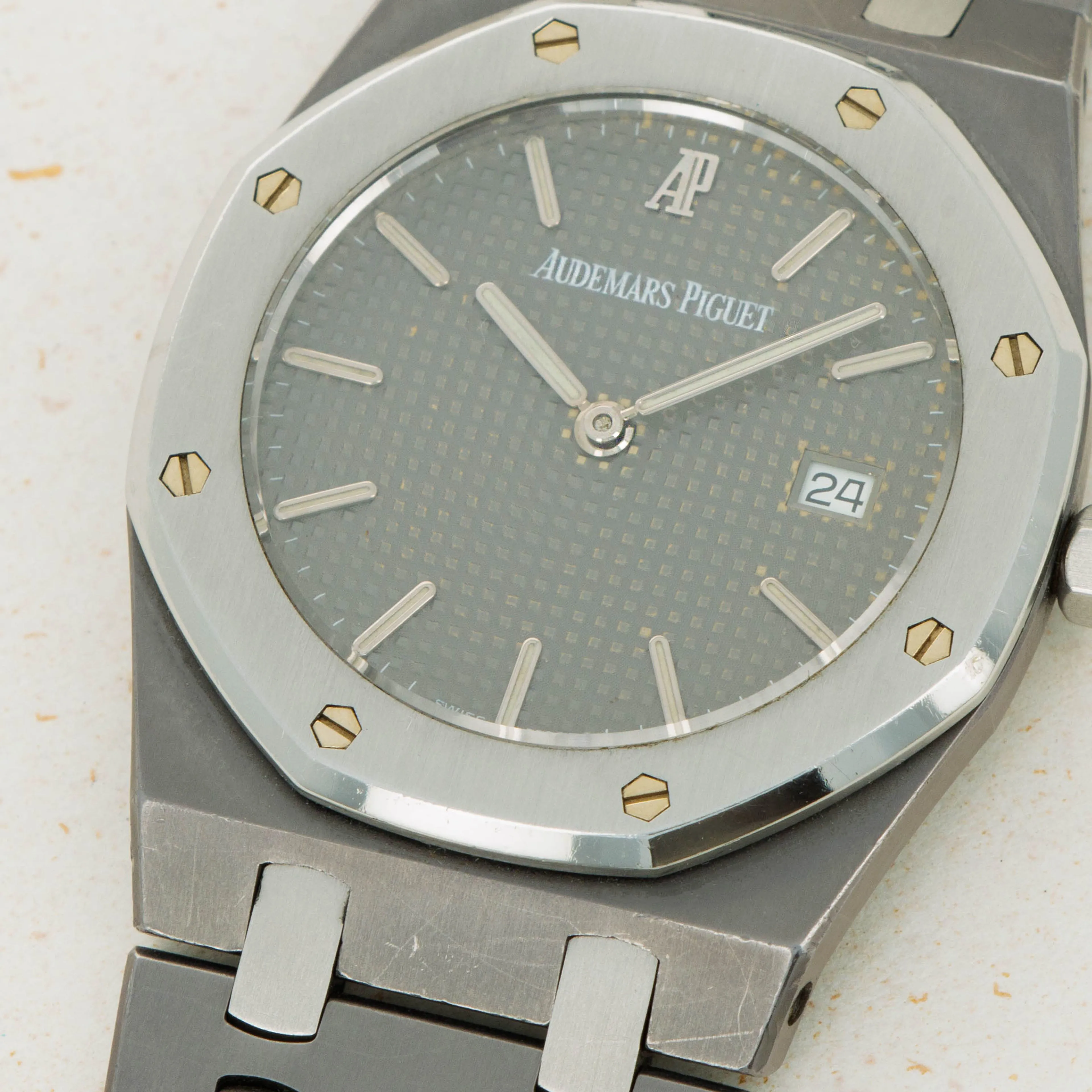 Audemars Piguet Royal Oak 56175TT 33mm Stainless steel and Tantalum Gray 2