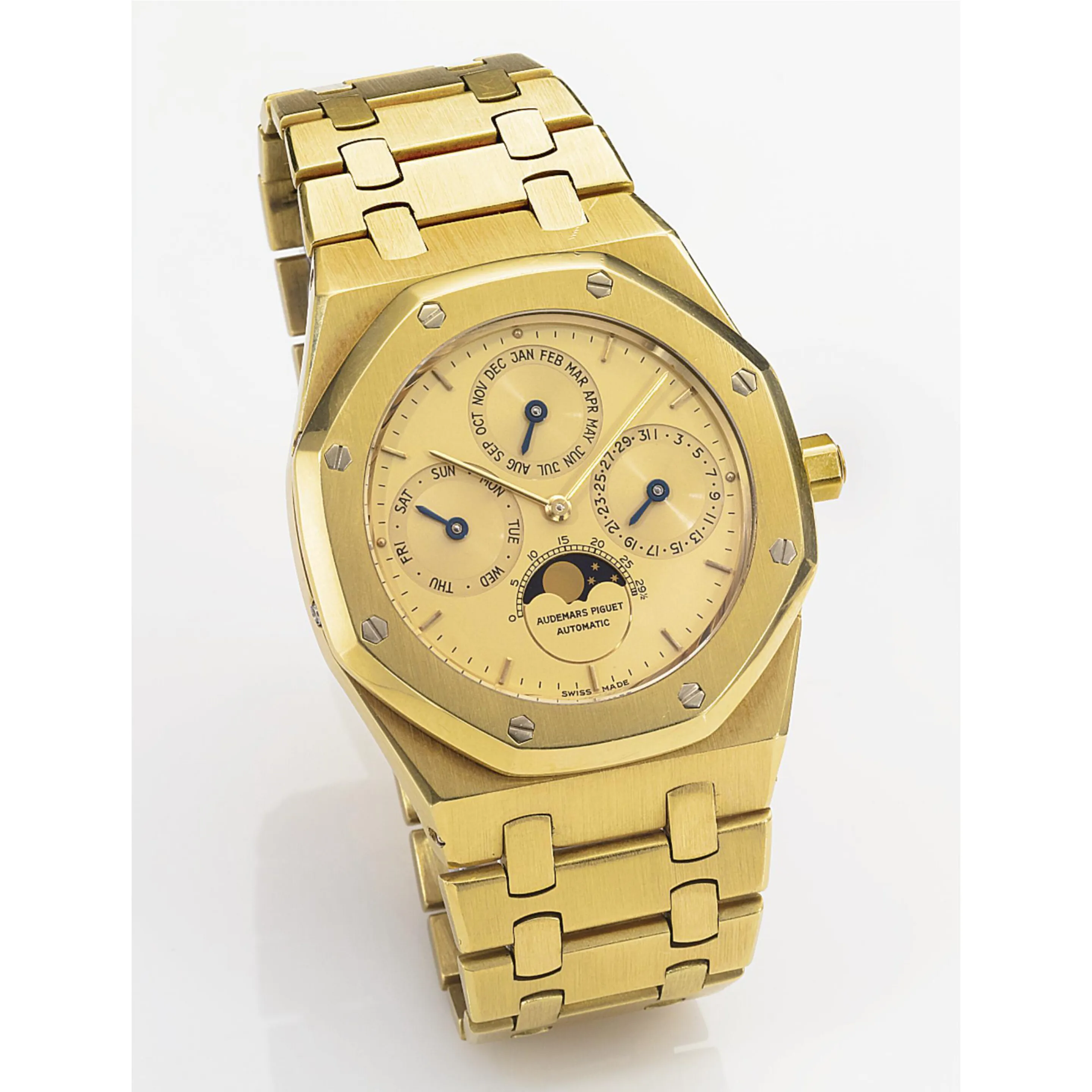 Audemars Piguet Royal Oak 25654BA 38mm Yellow gold Champagne