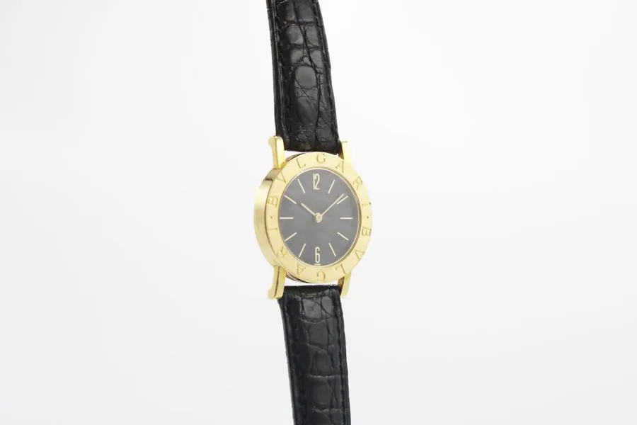 Bulgari Bulgari A5011 26mm Yellow gold Black