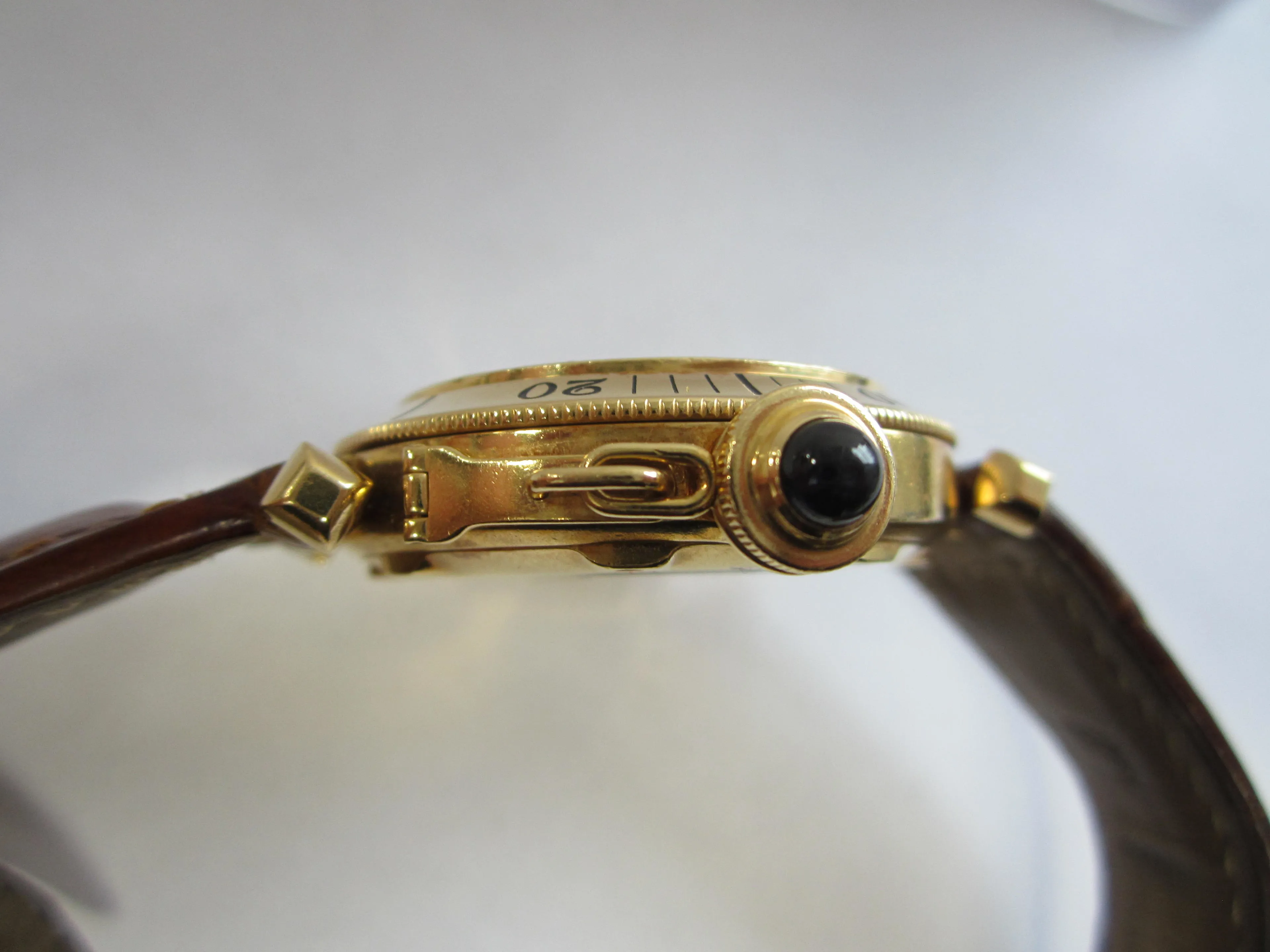 Cartier Pasha 1035 1 36mm Yellow gold Silver 4