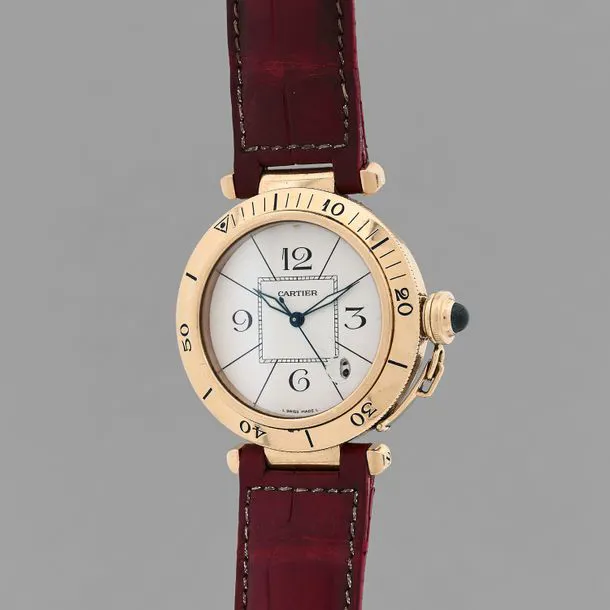 Cartier Pasha 1989 38mm Yellow gold White