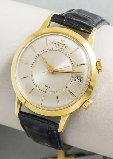 Jaeger-LeCoultre Memovox E855 37mm Yellow gold Champagne