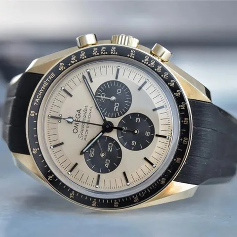 Omega Speedmaster Moon watch 310.62.42.50.99.001 nullmm Yellow gold Gold