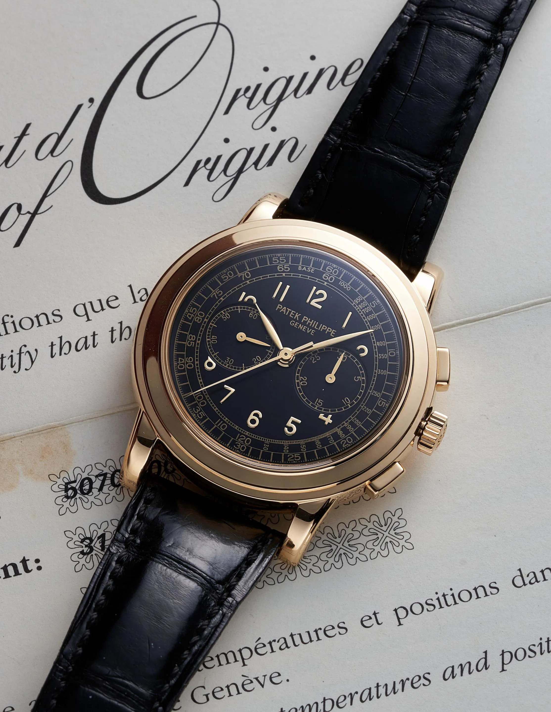 Patek Philippe Chronograph 5070J-001 42mm Yellow gold Black