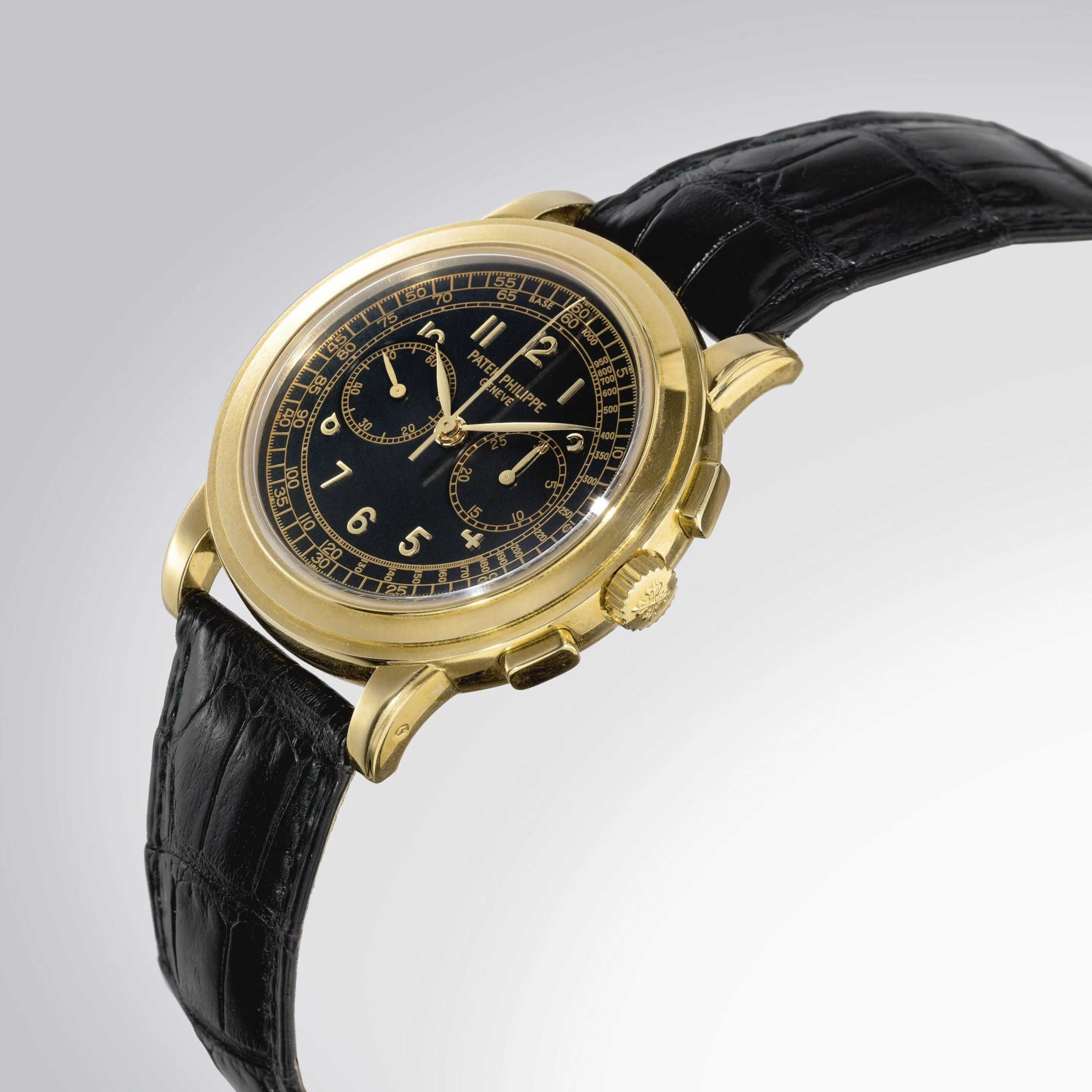 Patek Philippe Chronograph 5070 J 42mm Yellow gold Black