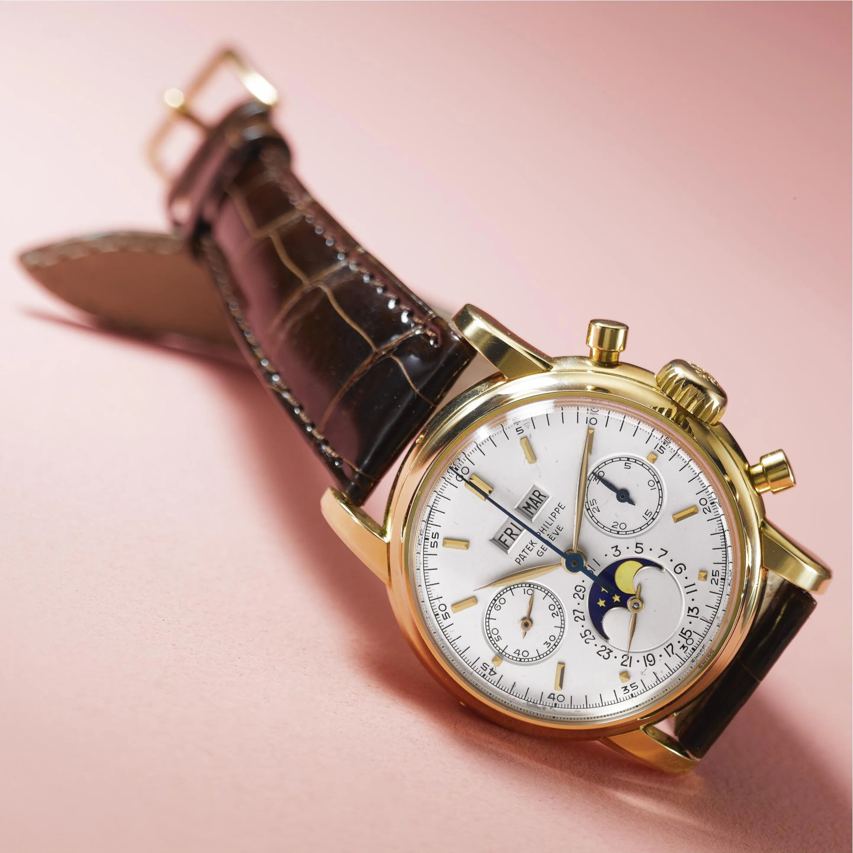 Patek Philippe Perpetual Calendar Chronograph 2499 37mm Yellow gold Silver