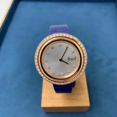 Piaget Possession G0A43092 34mm Rose gold Silver