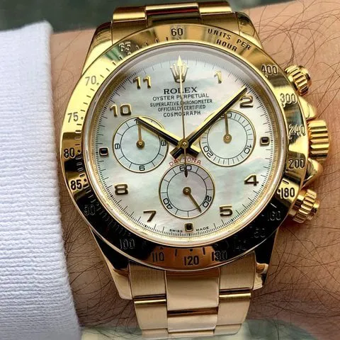 Rolex Daytona 116528 40mm Yellow gold Mother-of-pearl