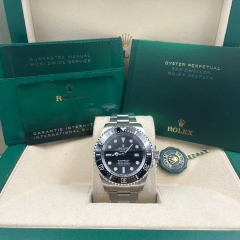 Rolex Sea-Dweller Deepsea 126660 44mm Stainless steel Black