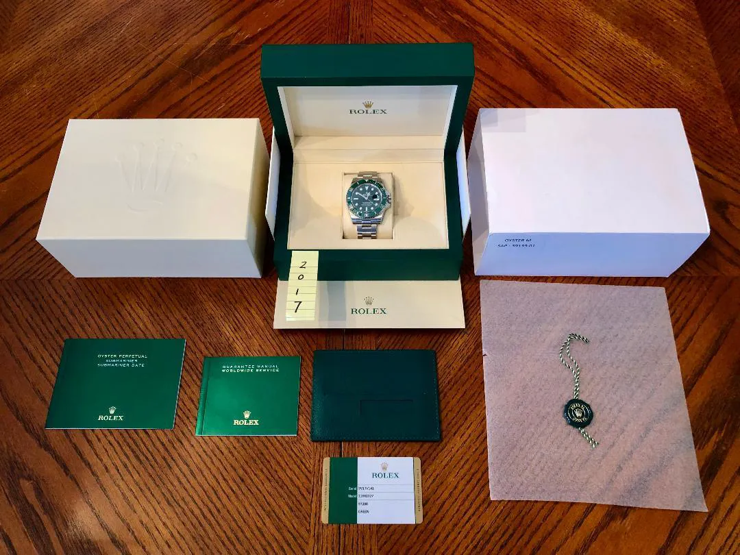 Rolex Submariner 116610LV 40mm Stainless steel Green 1