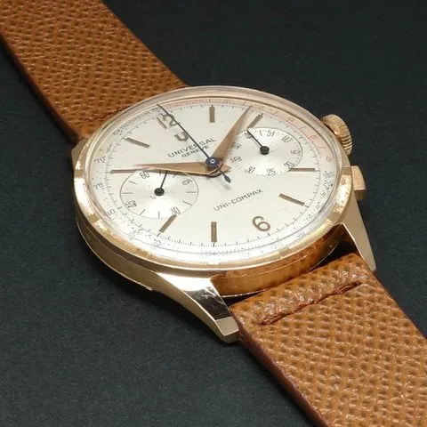 Universal Genève Uni-Compax 124146 3 37.5mm Rose gold Silver