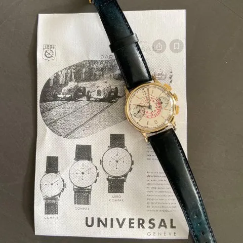 Universal Genève 36mm Yellow gold