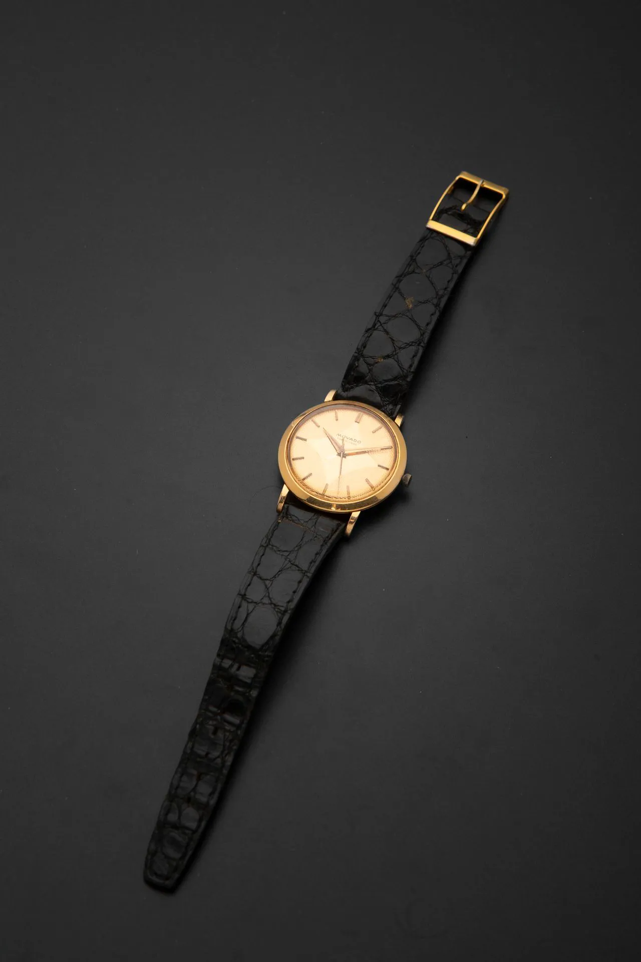 Movado TC 4563 34mm Yellow gold Guilloché