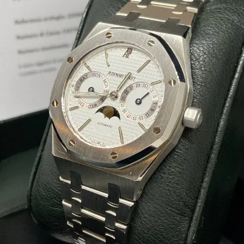 Audemars Piguet Royal Oak 25594ST 36mm Stainless steel White