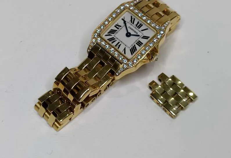 Cartier Santos WF9001Y7 26mm Yellow gold White 1