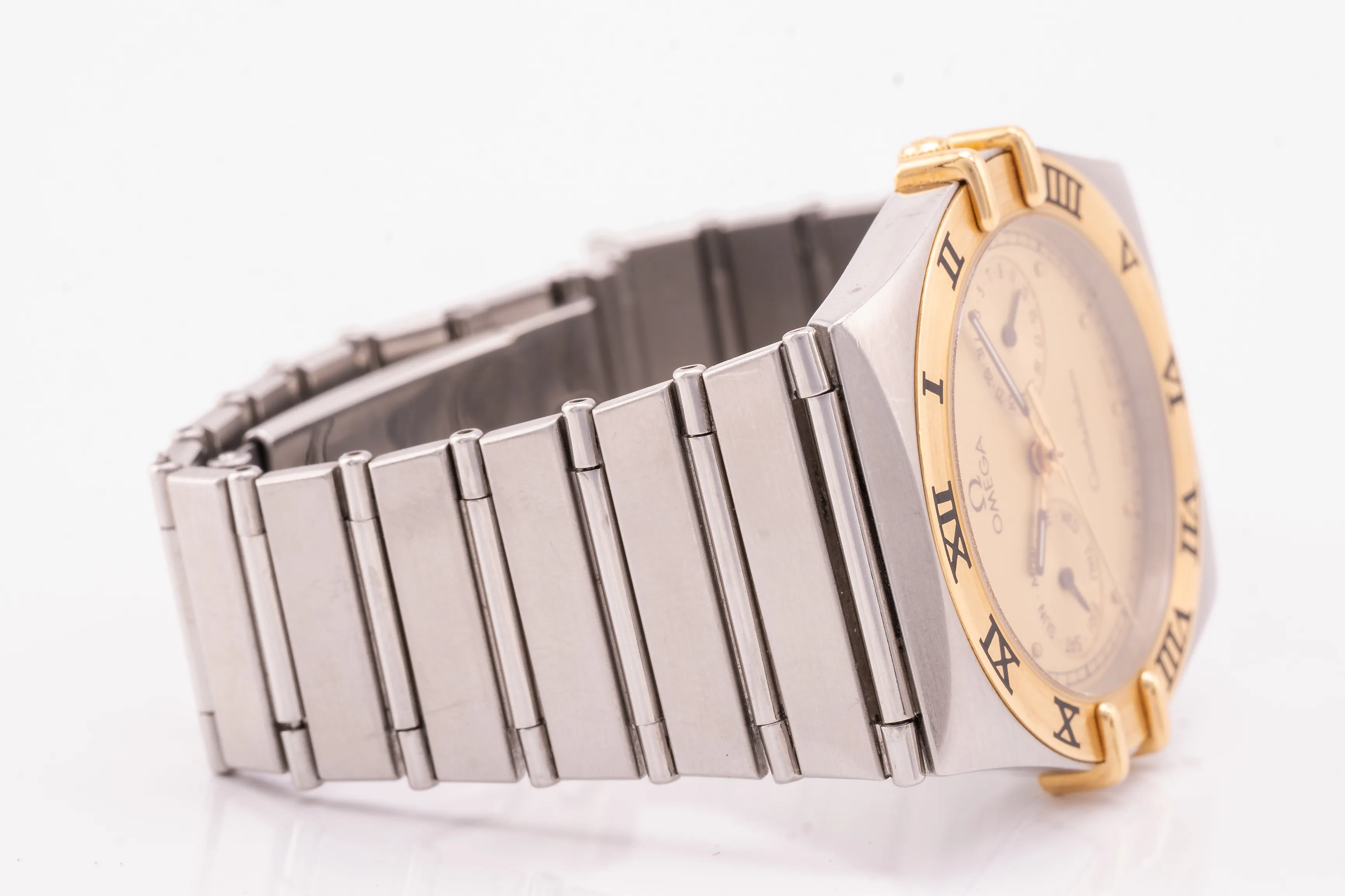 Omega Constellation 396.1070 33mm Yellow gold Champagne 3