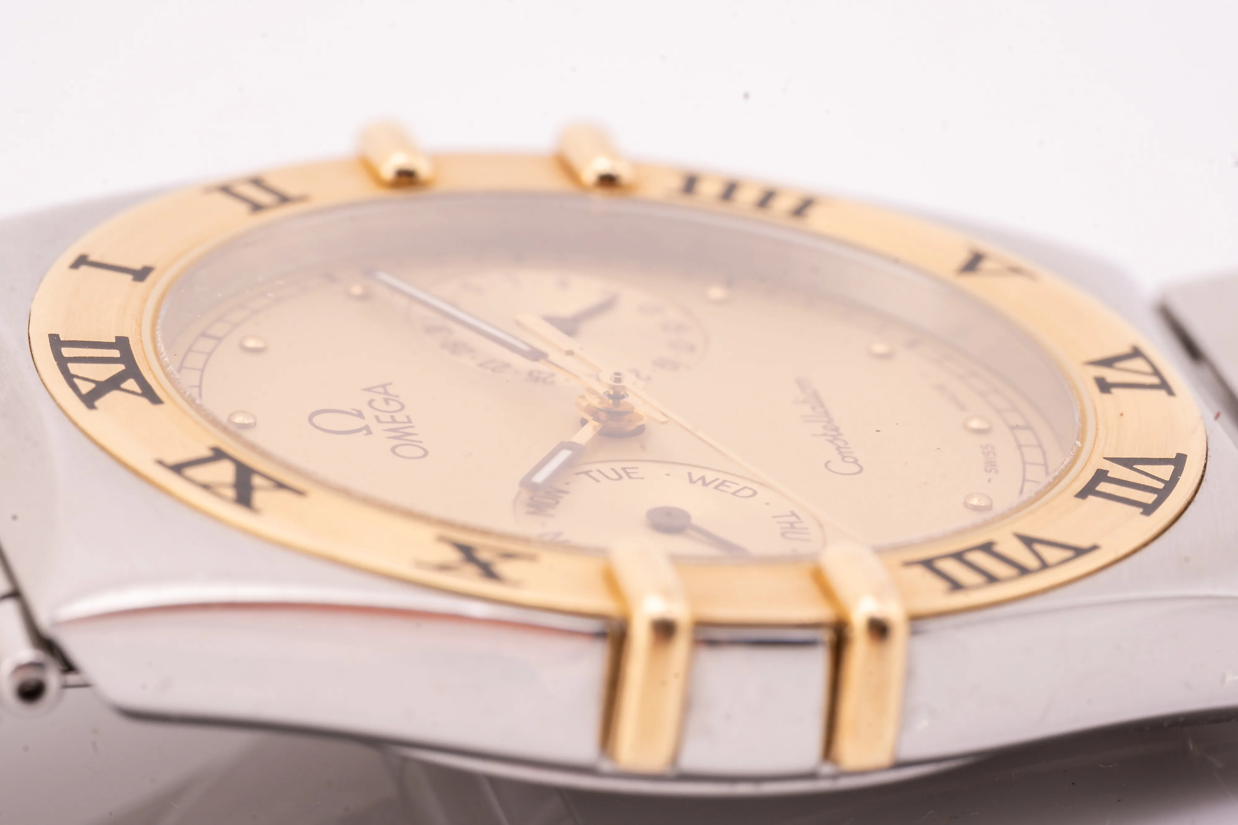 Omega Constellation 396.1070 33mm Yellow gold Champagne 4