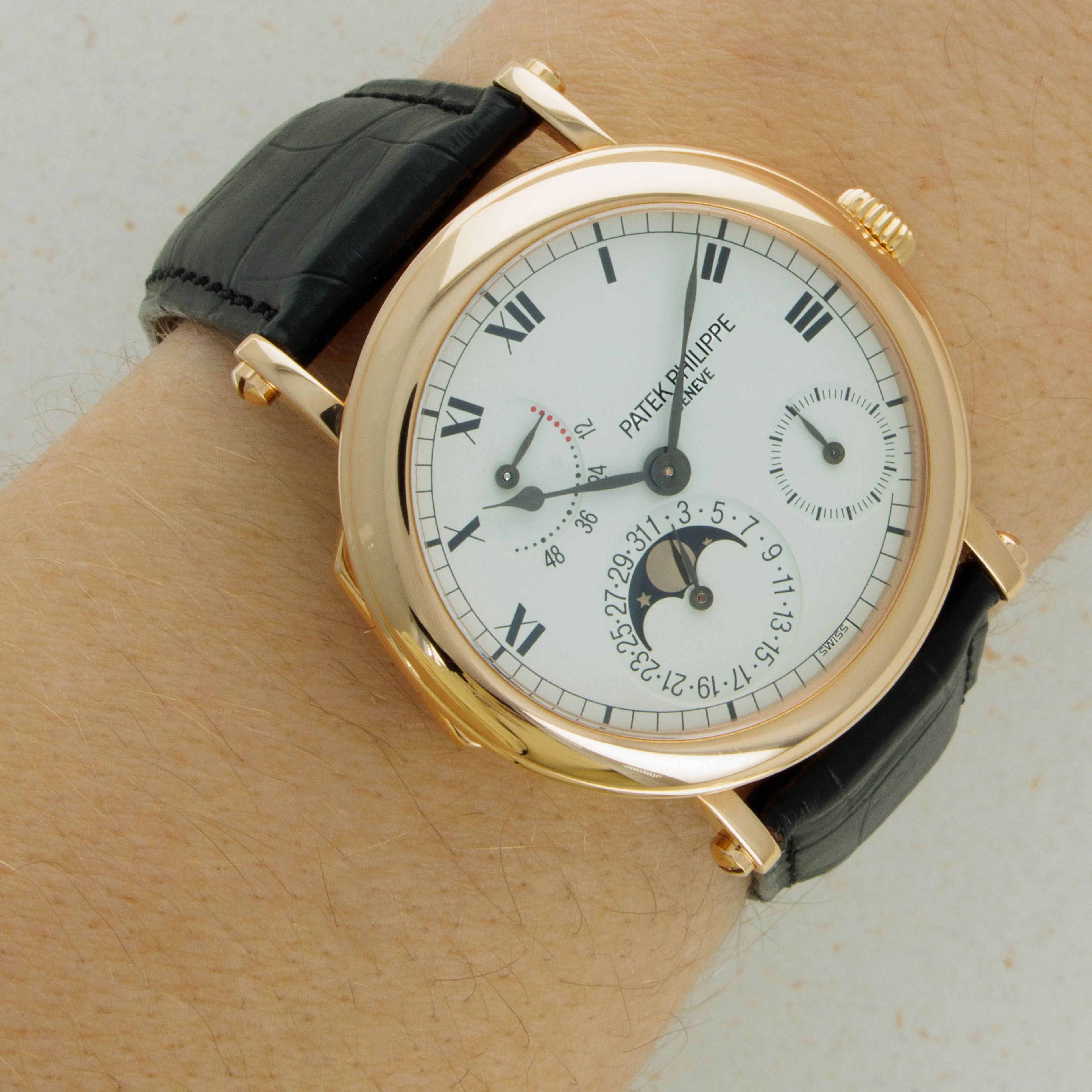 Patek Philippe Calatrava 5054R 36mm Rose gold White 15