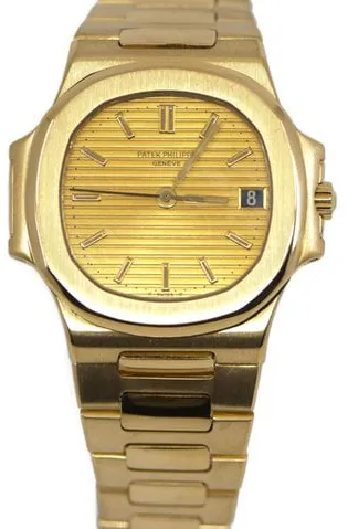 Patek Philippe Nautilus 3800/1J-001 Yellow gold White