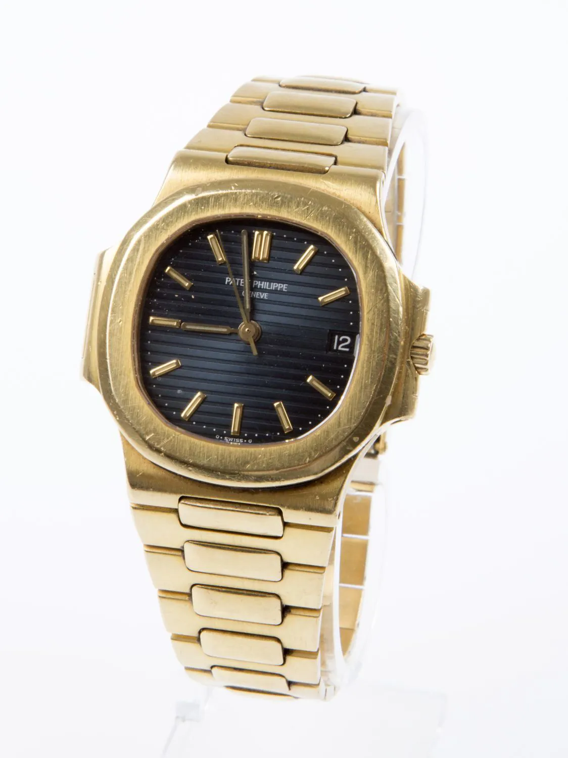 Patek Philippe Nautilus 3900 38mm Yellow gold Blue