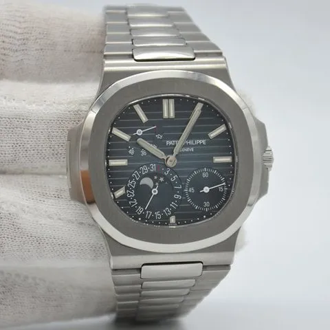 Patek Philippe Nautilus Moonphase 5712/1A-001 40mm Stainless steel Blue