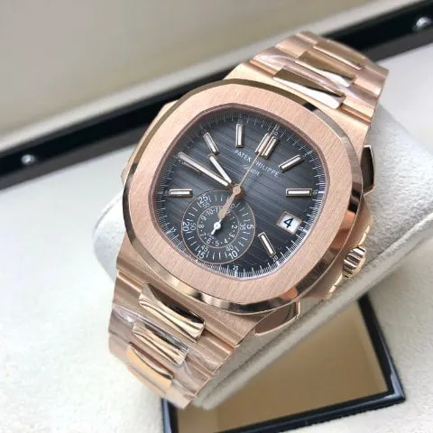 Patek Philippe Nautilus 5980/1R-001 40.5mm Rose gold Black