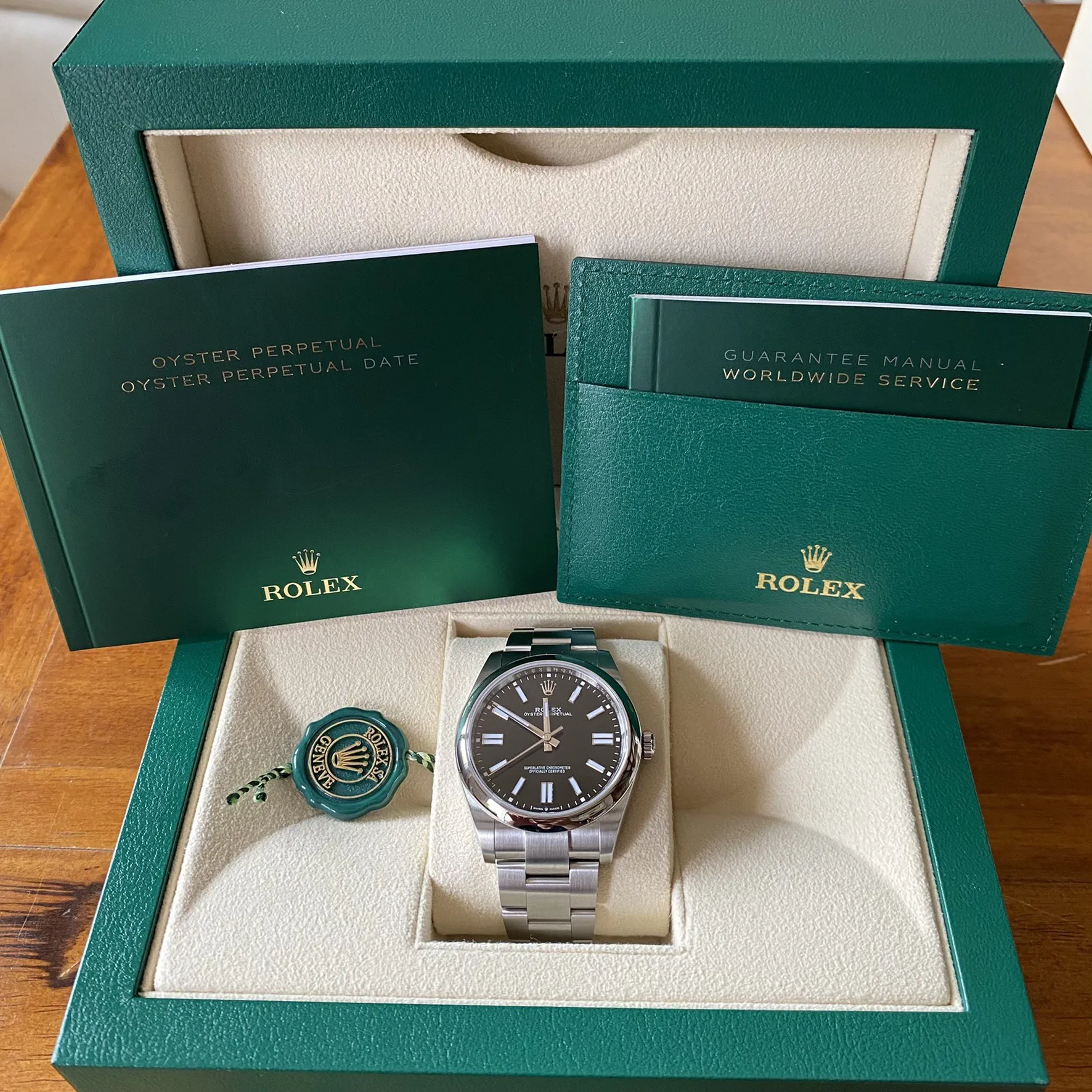 Rolex Oyster Perpetual 41 124300 41mm Stainless steel Black 1