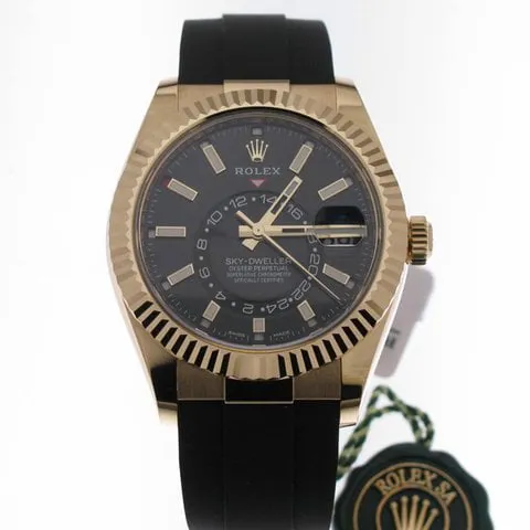 Rolex Sky-Dweller 326238 42mm Yellow gold Black