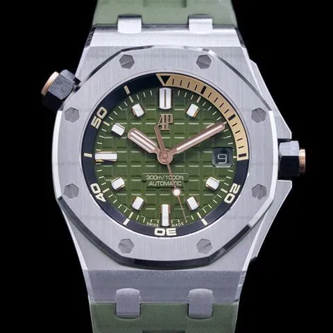 Audemars Piguet Royal Oak Offshore Diver 15720ST.OO.A052CA.01 42mm Stainless steel Green