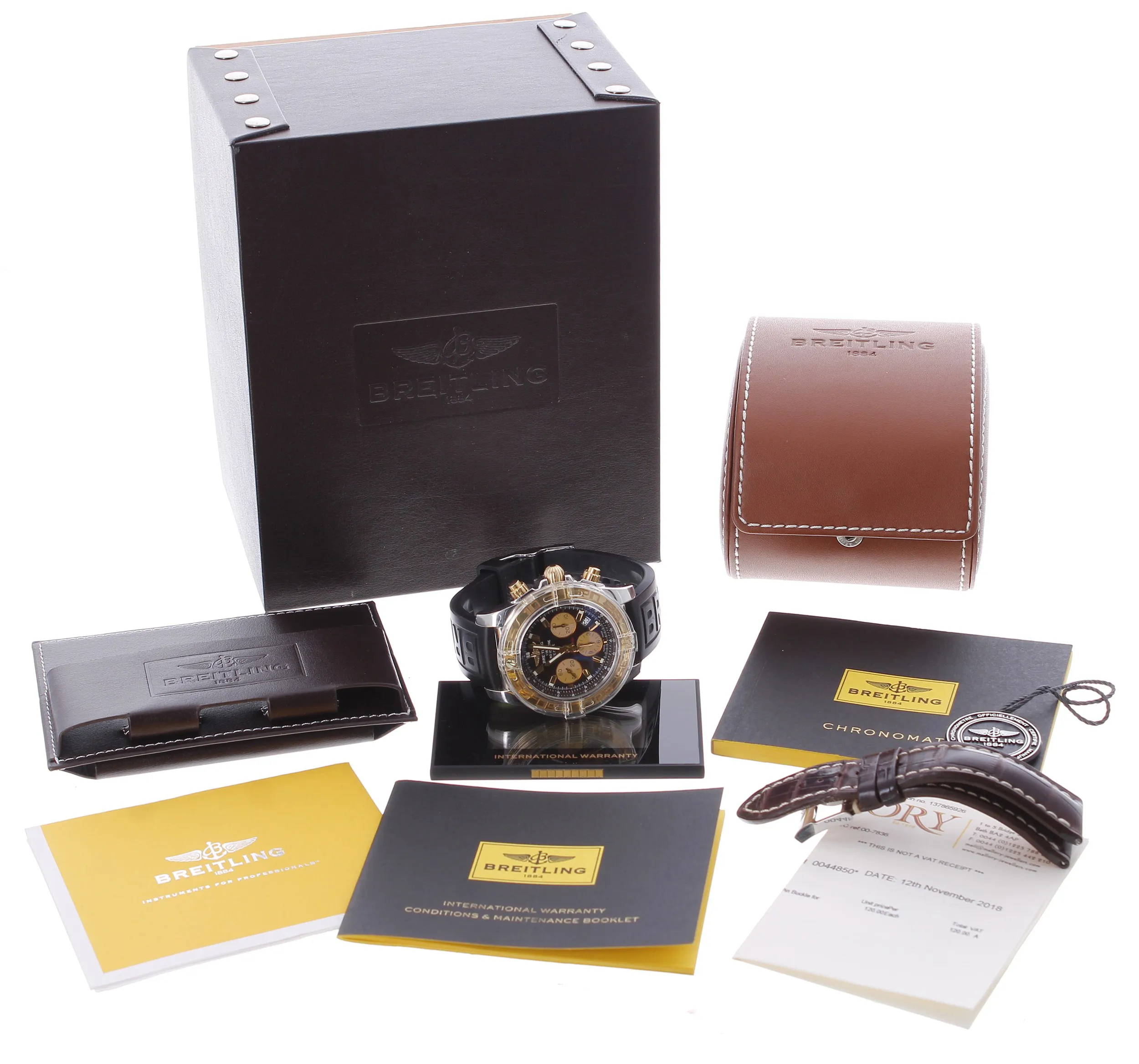 Breitling Chronomat CB 0110 46mm Yellow gold Black 1