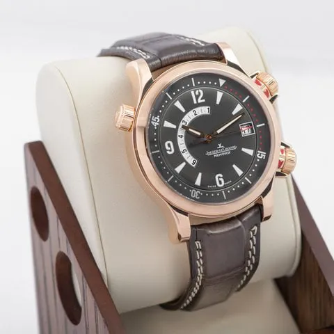 Jaeger-LeCoultre Master World Geographic 146.2.97/1 41mm Rose gold Brown
