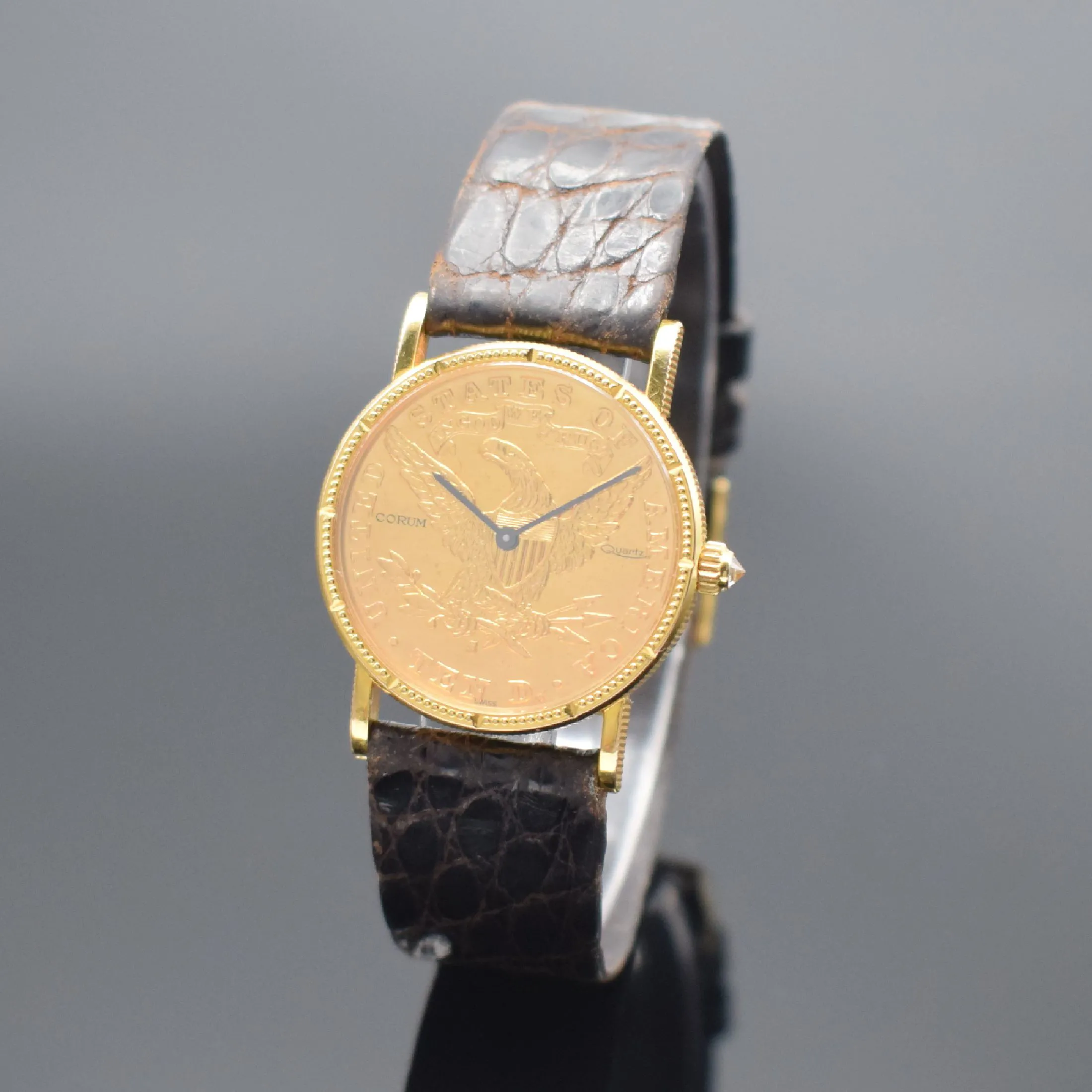 Corum Coin Watch 28mm Yellow gold Champagne