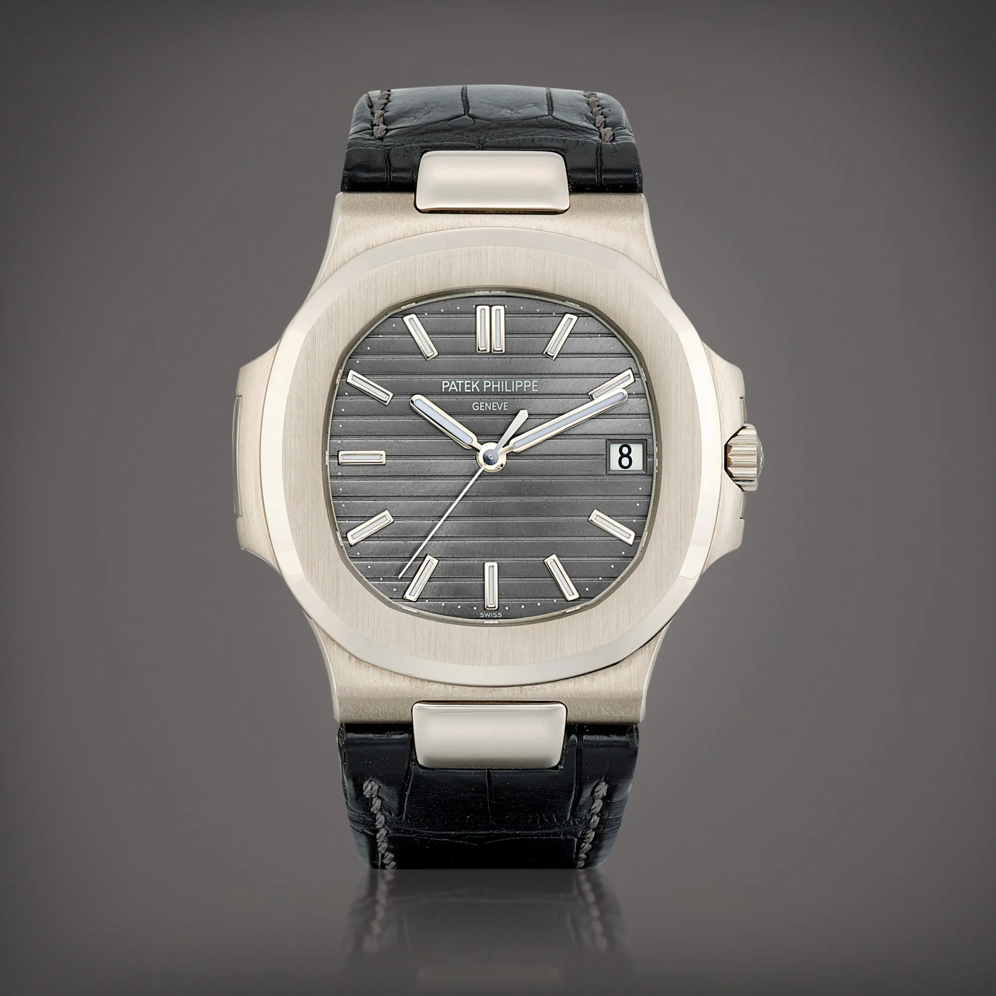 Patek Philippe Nautilus 5711 40mm White gold Gray