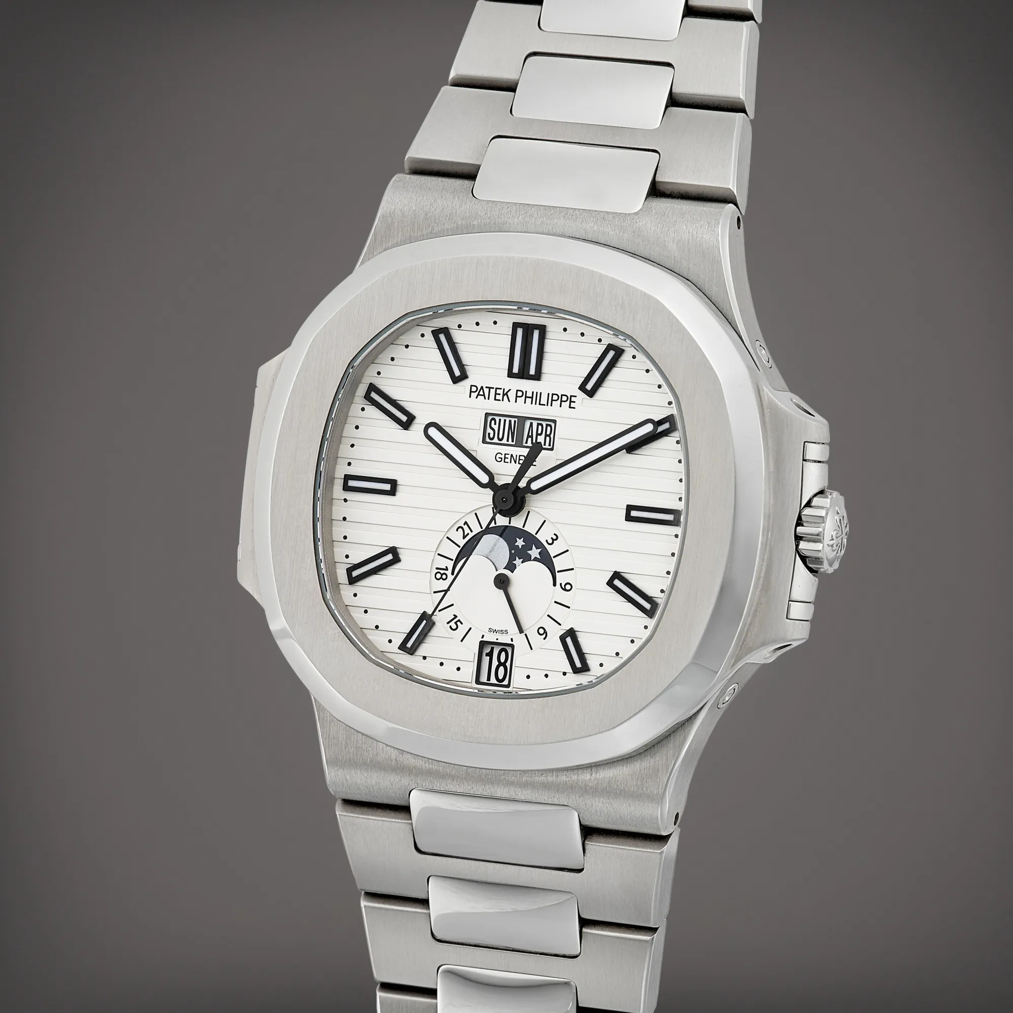 Patek Philippe Nautilus 5726 40.5mm Stainless steel White 1