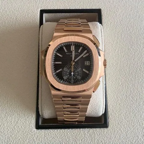 Patek Philippe Nautilus 5980/1R-001 40.5mm Rose gold Black