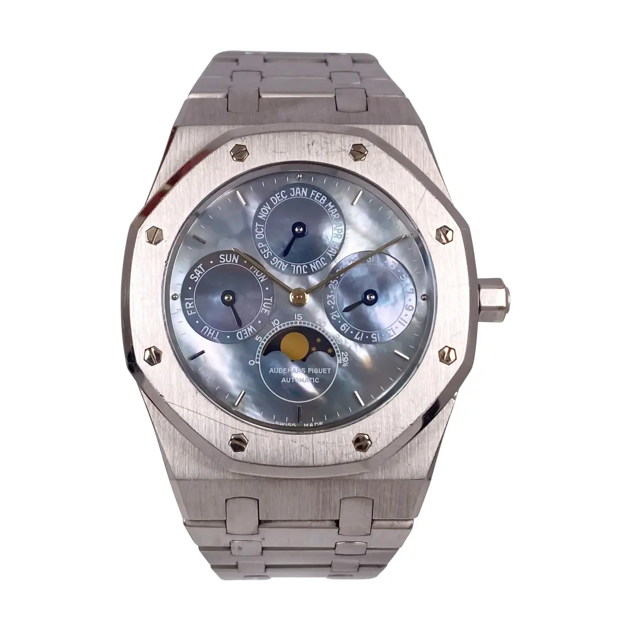 Audemars Piguet Royal Oak 25686PT 39mm Platinum Mother-of-pearl 21