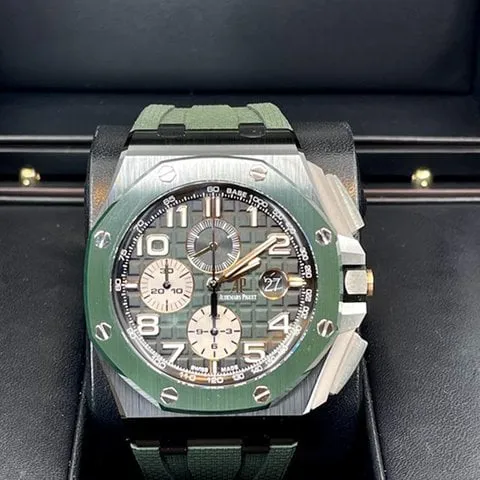 Audemars Piguet Royal Oak Offshore 26405CE.OO.A056CA.01 44mm Ceramic Green